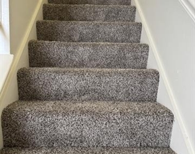 2802 Wimbledon Court - Photo Thumbnail 7