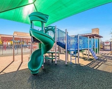 1736 Everglades Drive - Photo Thumbnail 15