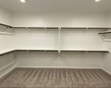 1736 Everglades Drive - Photo Thumbnail 3