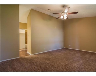 1080 W Hills Terrace - Photo Thumbnail 7