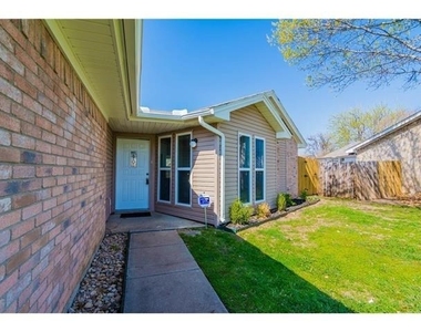 1080 W Hills Terrace - Photo Thumbnail 1
