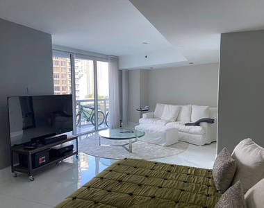 465 Brickell Avenue - Photo Thumbnail 11
