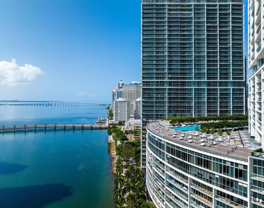 465 Brickell Avenue - Photo Thumbnail 22