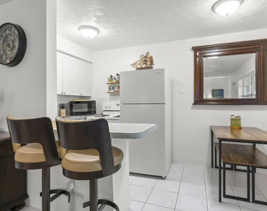 820 Ne 16th Avenue - Photo Thumbnail 1