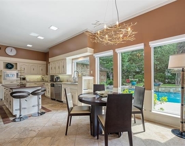2004 Crown Knoll Lane - Photo Thumbnail 15