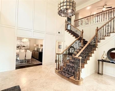 2004 Crown Knoll Lane - Photo Thumbnail 5