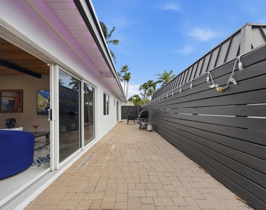 100 Ne 22nd Street - Photo Thumbnail 31