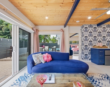100 Ne 22nd Street - Photo Thumbnail 26