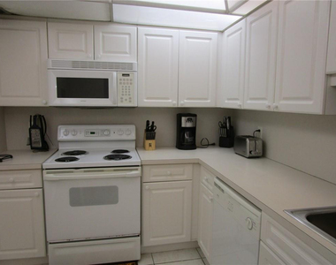 405 N Ocean Boulevard - Photo Thumbnail 11
