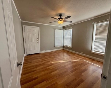 3259 S University Drive - Photo Thumbnail 7