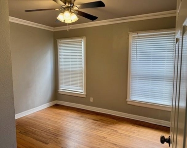 3259 S University Drive - Photo Thumbnail 5