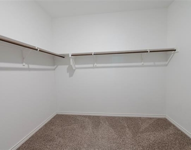 2028 Deya Drive - Photo Thumbnail 7