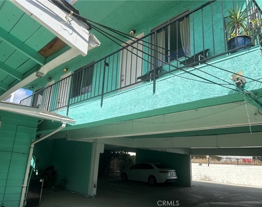 4727 Oakwood Avenue - Photo Thumbnail 25