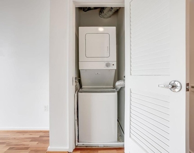 321 10th Avenue - Photo Thumbnail 26