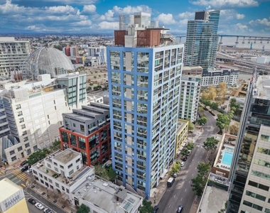 321 10th Avenue - Photo Thumbnail 5