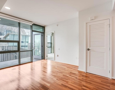 321 10th Avenue - Photo Thumbnail 10