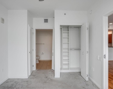 321 10th Avenue - Photo Thumbnail 21