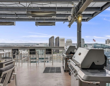 321 10th Avenue - Photo Thumbnail 28