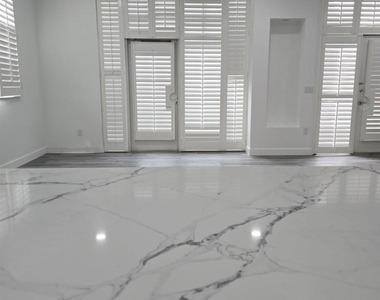 110 W Island Ave - Photo Thumbnail 7