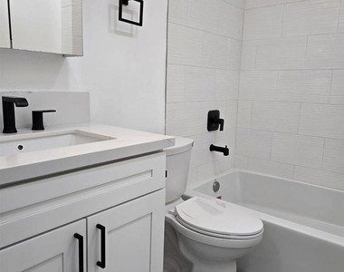 110 W Island Ave - Photo Thumbnail 9