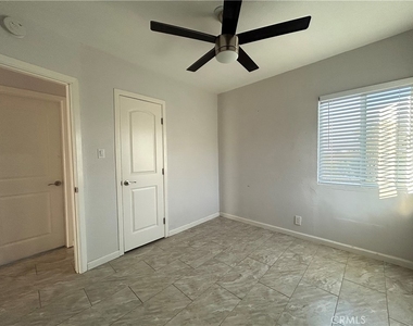 19790 Cooper Road - Photo Thumbnail 8