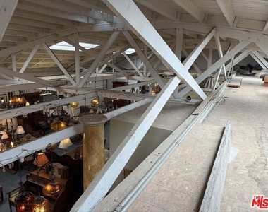 2252 W Washington Boulevard - Photo Thumbnail 32