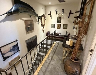 2252 W Washington Boulevard - Photo Thumbnail 18