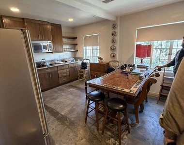 2252 W Washington Boulevard - Photo Thumbnail 19