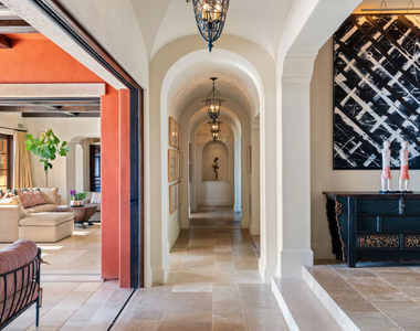 6093 Murphy Way - Photo Thumbnail 9