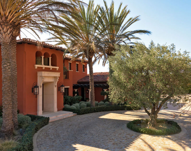 6093 Murphy Way - Photo Thumbnail 7