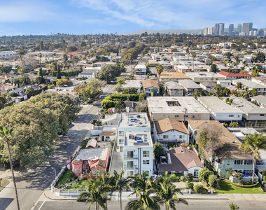 2057 1/2 S Garth Avenue - Photo Thumbnail 32