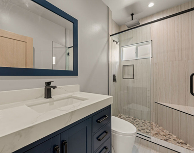 1117 S Wooster Street - Photo Thumbnail 18
