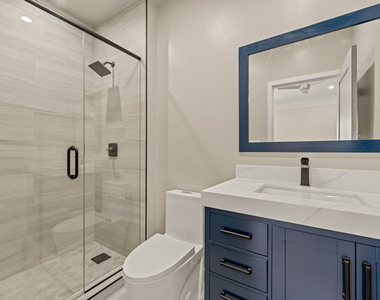 1117 S Wooster Street - Photo Thumbnail 14