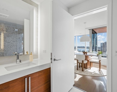 888 W E Street - Photo Thumbnail 24