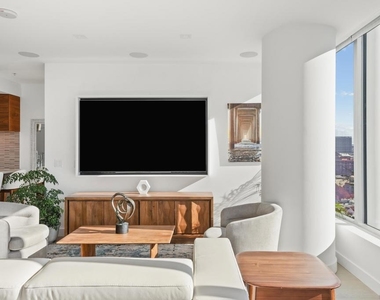 888 W E Street - Photo Thumbnail 7