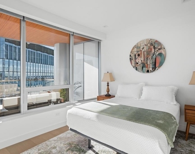888 W E Street - Photo Thumbnail 21