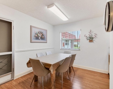 213 Waterford I - Photo Thumbnail 15