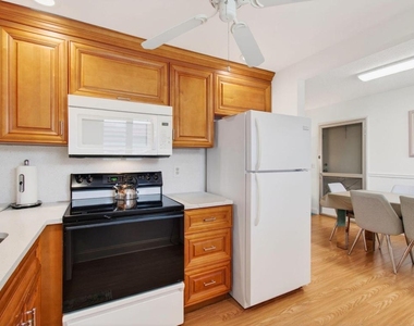 213 Waterford I - Photo Thumbnail 19