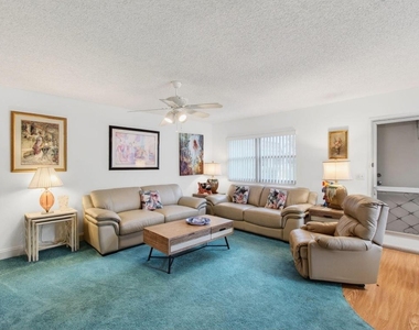 213 Waterford I - Photo Thumbnail 10