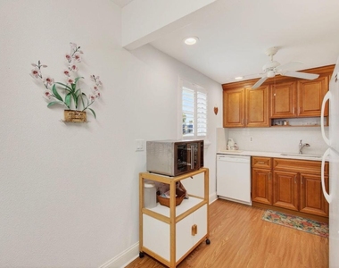 213 Waterford I - Photo Thumbnail 16