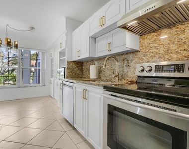 964 Nw Spruce Ridge Drive - Photo Thumbnail 5