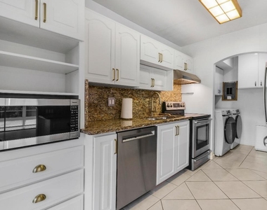 964 Nw Spruce Ridge Drive - Photo Thumbnail 3