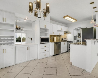 964 Nw Spruce Ridge Drive - Photo Thumbnail 2