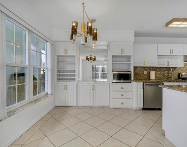 964 Nw Spruce Ridge Drive - Photo Thumbnail 7