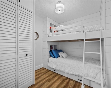201 S Seas Drive - Photo Thumbnail 28