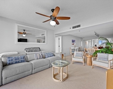 201 S Seas Drive - Photo Thumbnail 17
