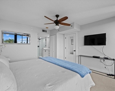 201 S Seas Drive - Photo Thumbnail 21