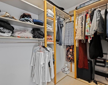 201 S Seas Drive - Photo Thumbnail 24