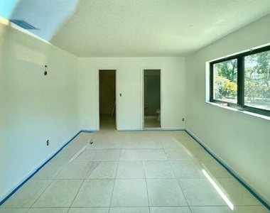 7107 181st Street N - Photo Thumbnail 6