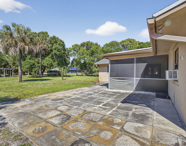 7107 181st Street N - Photo Thumbnail 38
